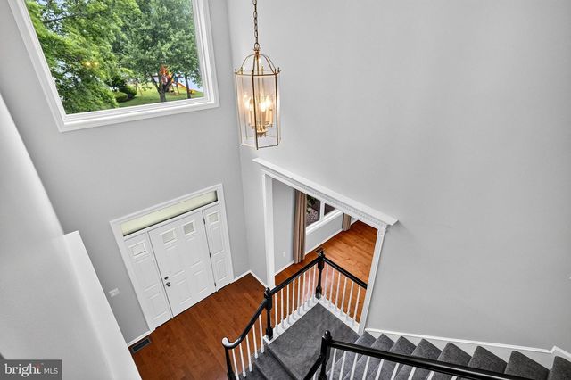 2 WHARTON CT, Kendall Park, NJ 08824