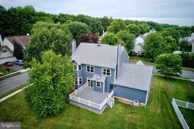 2 WHARTON CT, Kendall Park, NJ 08824