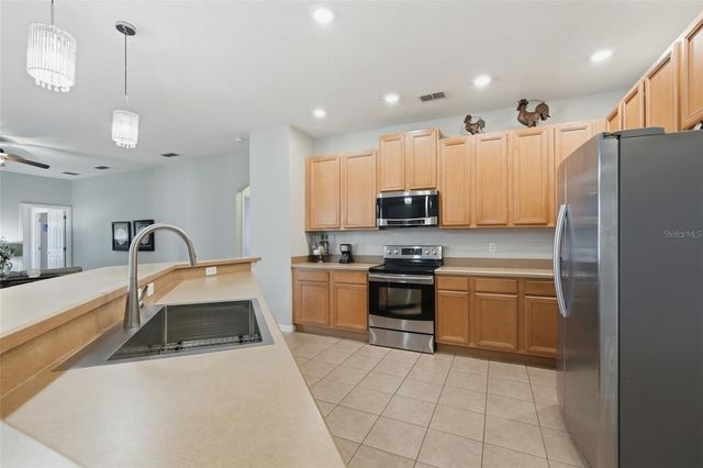 1780 NATURE COVE LANE, Clermont, FL 34711