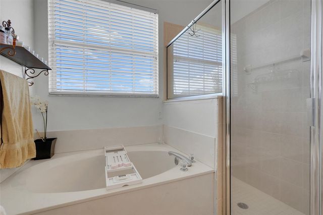 1780 NATURE COVE LANE, Clermont, FL 34711