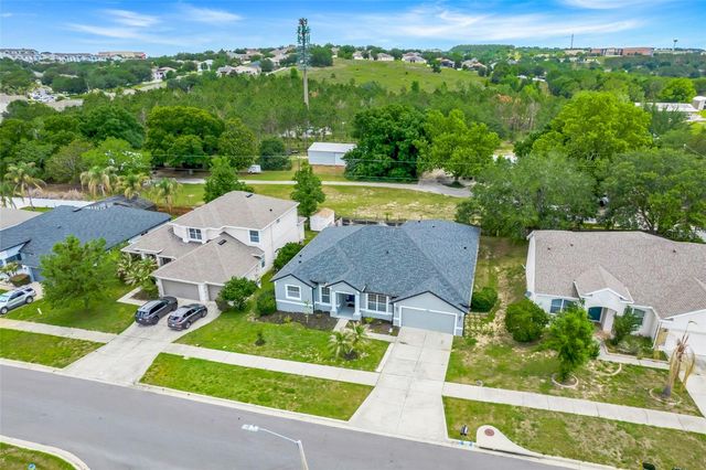 1780 NATURE COVE LANE, Clermont, FL 34711