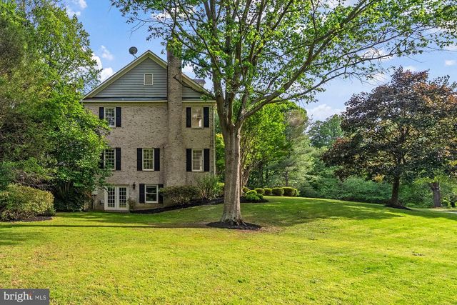 3501 BIRDSBORO DR, Fairfax, VA 22033