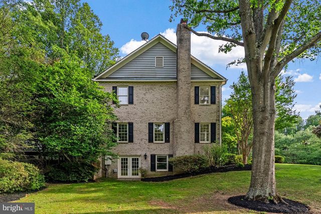 3501 BIRDSBORO DR, Fairfax, VA 22033