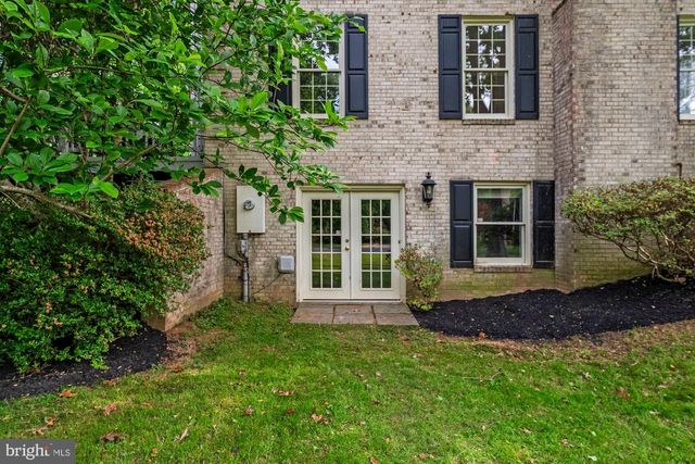3501 BIRDSBORO DR, Fairfax, VA 22033