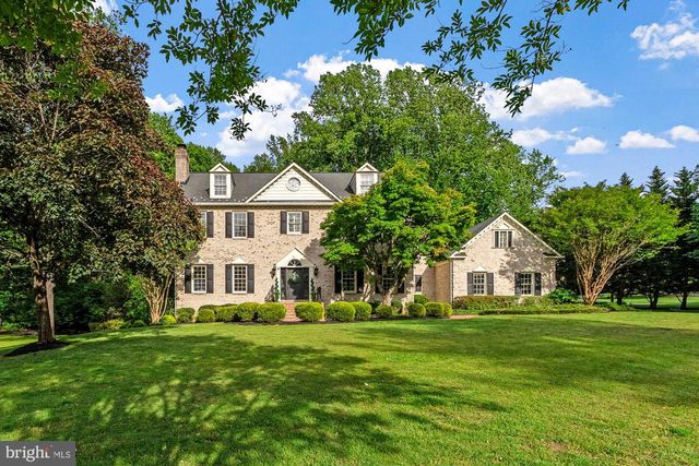 3501 BIRDSBORO DR, Fairfax, VA 22033