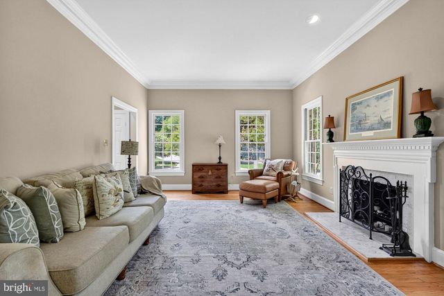 3501 BIRDSBORO DR, Fairfax, VA 22033