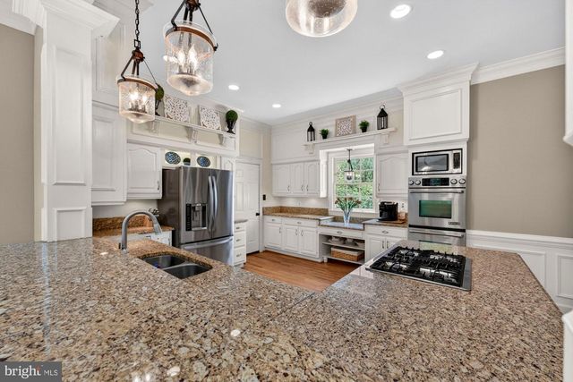 3501 BIRDSBORO DR, Fairfax, VA 22033