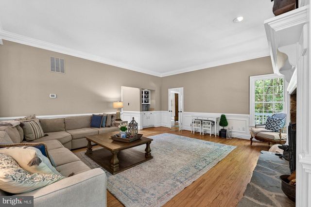 3501 BIRDSBORO DR, Fairfax, VA 22033