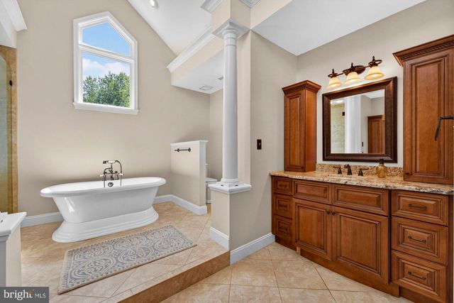 3501 BIRDSBORO DR, Fairfax, VA 22033