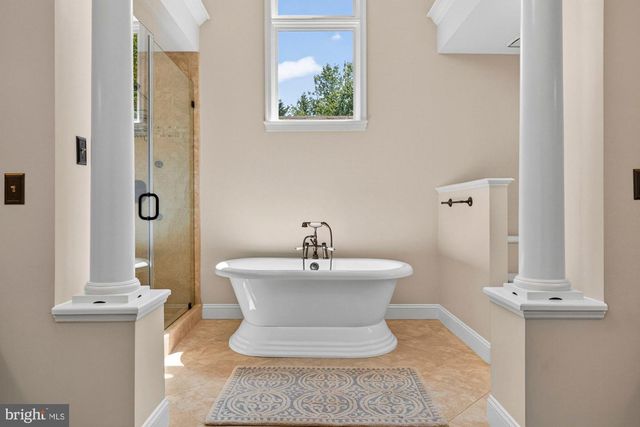 3501 BIRDSBORO DR, Fairfax, VA 22033