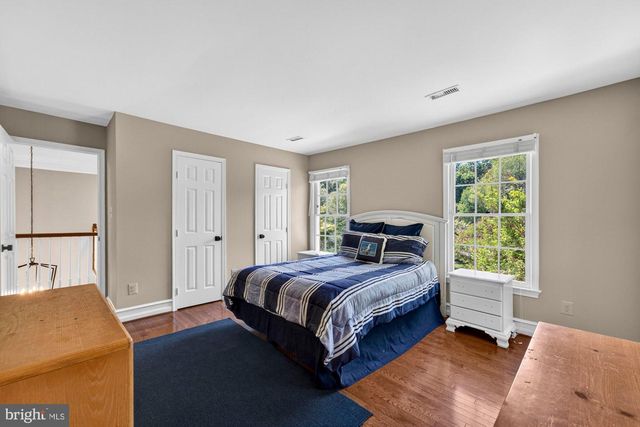 3501 BIRDSBORO DR, Fairfax, VA 22033