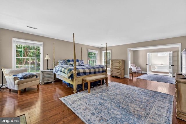 3501 BIRDSBORO DR, Fairfax, VA 22033