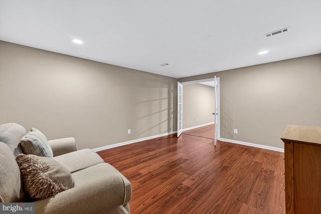 3501 BIRDSBORO DR, Fairfax, VA 22033