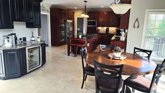 2440 Ashton Court, Cincinnati, OH 45244