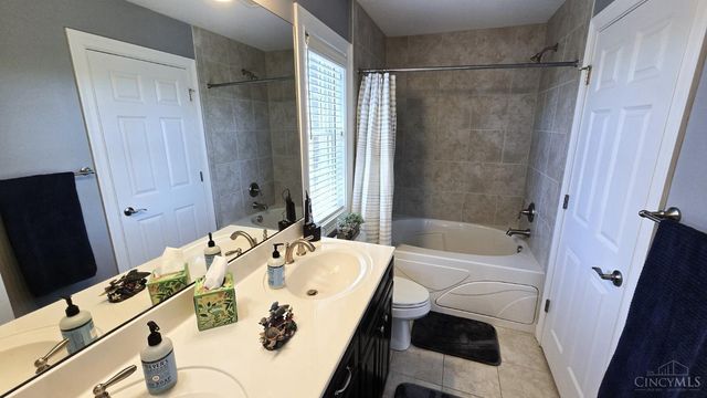 2440 Ashton Court, Cincinnati, OH 45244