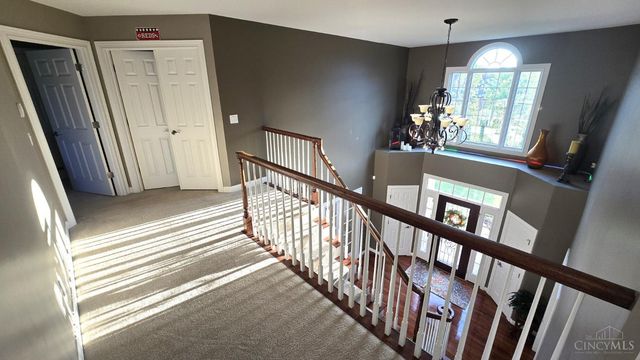 2440 Ashton Court, Cincinnati, OH 45244