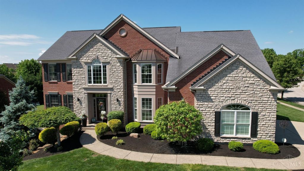 2440 Ashton Court, Cincinnati, OH 45244