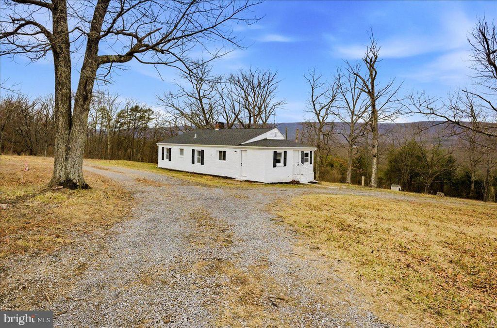 3221 LAUREL GROVE RD, Winchester, VA 22602