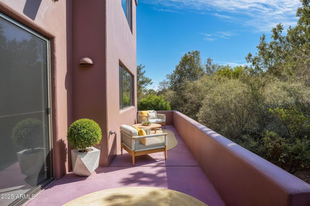 Image 16 of property listing at 1442 VISTA MONTANA Road 1, Sedona, AZ 86336