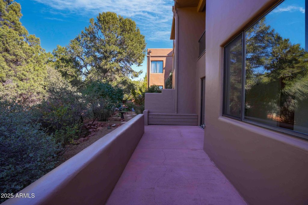 Image 19 of property listing at 1442 VISTA MONTANA Road 1, Sedona, AZ 86336