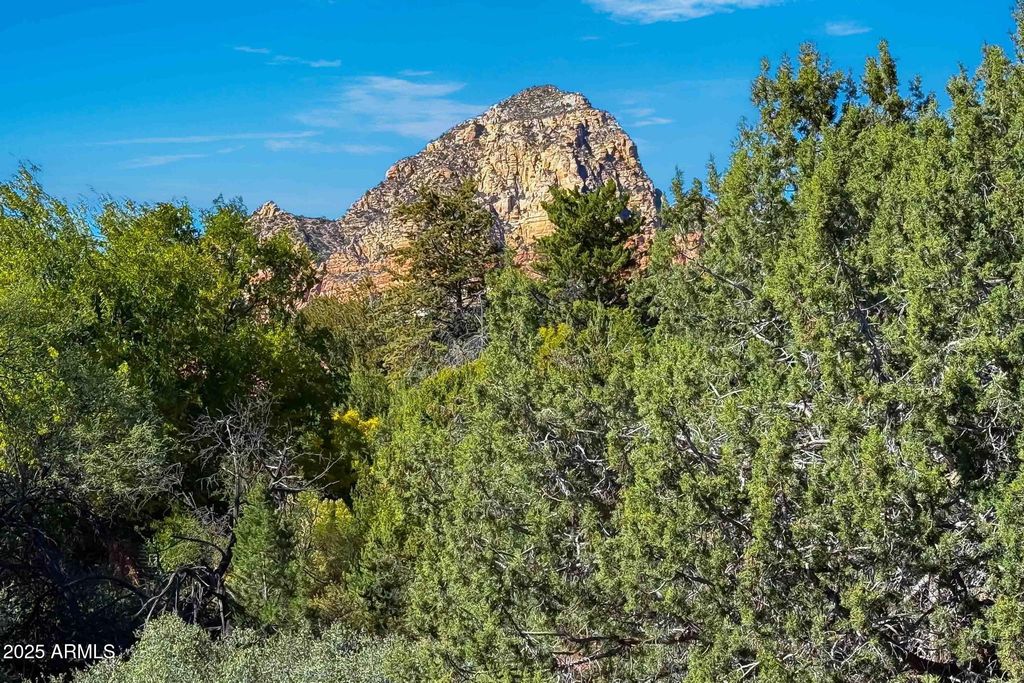 Image 38 of property listing at 1442 VISTA MONTANA Road 1, Sedona, AZ 86336