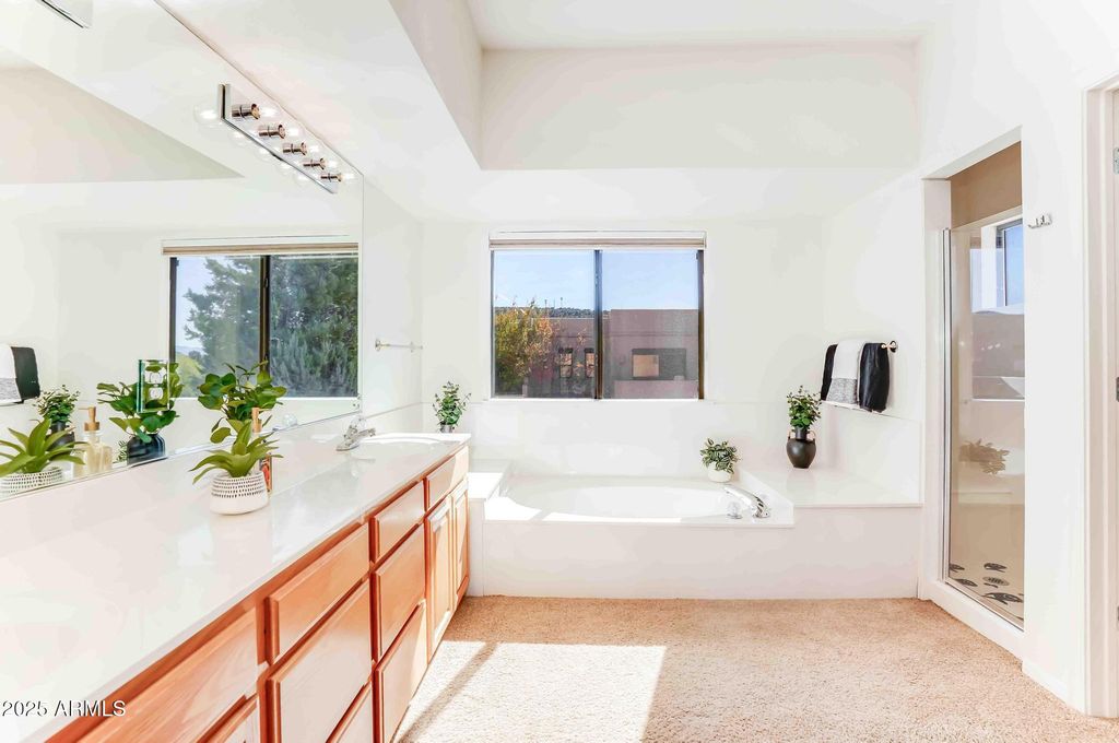 Image 46 of property listing at 1442 VISTA MONTANA Road 1, Sedona, AZ 86336