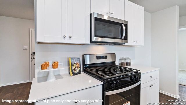 1432 Sequoia Park, Converse, TX 78109