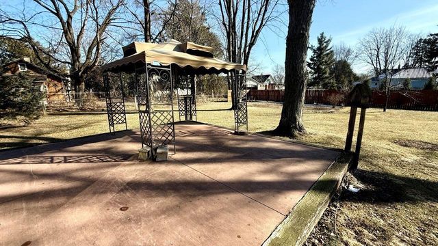 417 WELCOME AVENUE, Bear Creek, WI 54922