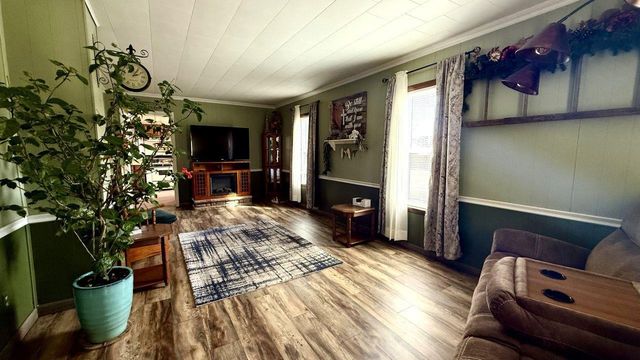 417 WELCOME AVENUE, Bear Creek, WI 54922