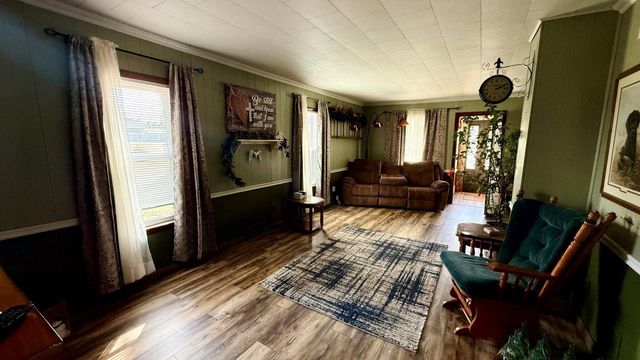 417 WELCOME AVENUE, Bear Creek, WI 54922