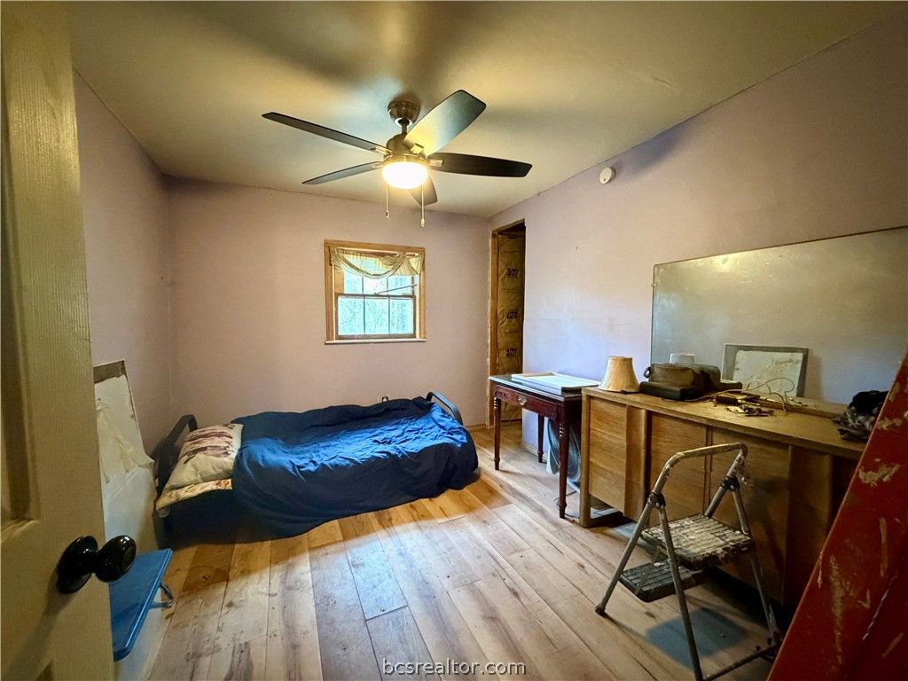 1280 Lakeview Drive, Caldwell, TX 77836 — photo 3