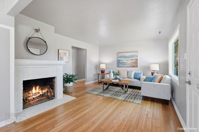 1119 Darnel Way, Sacramento, CA 95822