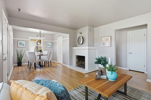 1119 Darnel Way, Sacramento, CA 95822