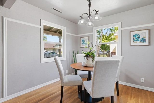 1119 Darnel Way, Sacramento, CA 95822