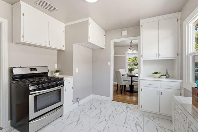 1119 Darnel Way, Sacramento, CA 95822