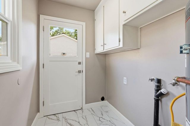 1119 Darnel Way, Sacramento, CA 95822