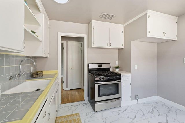 1119 Darnel Way, Sacramento, CA 95822