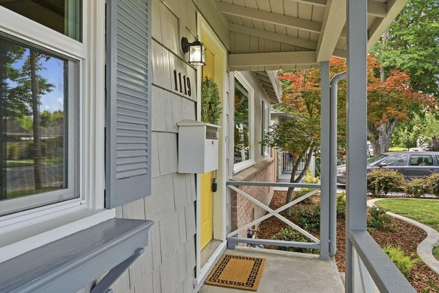 1119 Darnel Way, Sacramento, CA 95822