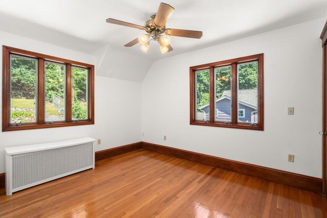 43 Laconia Rd, Worcester, MA 01609