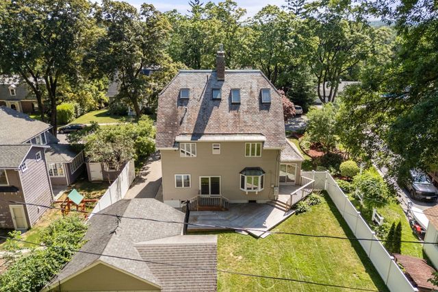 43 Laconia Rd, Worcester, MA 01609