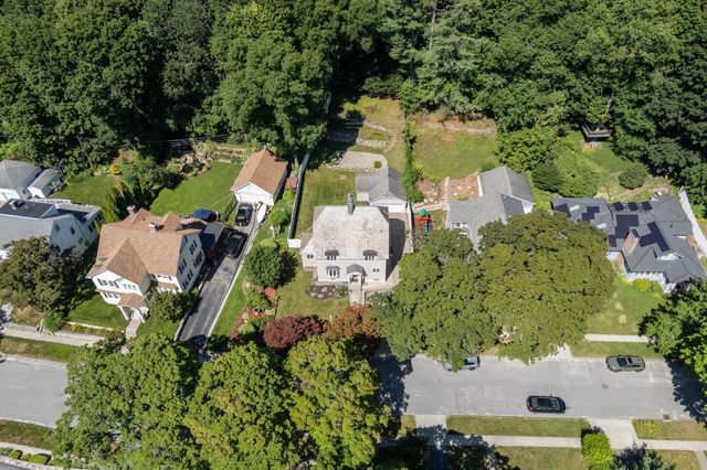43 Laconia Rd, Worcester, MA 01609