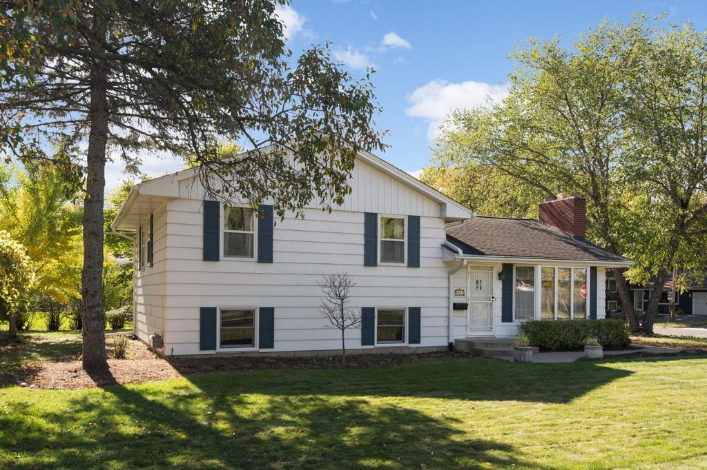 4617 W 90th Street, Bloomington, MN 55437 — exterior
