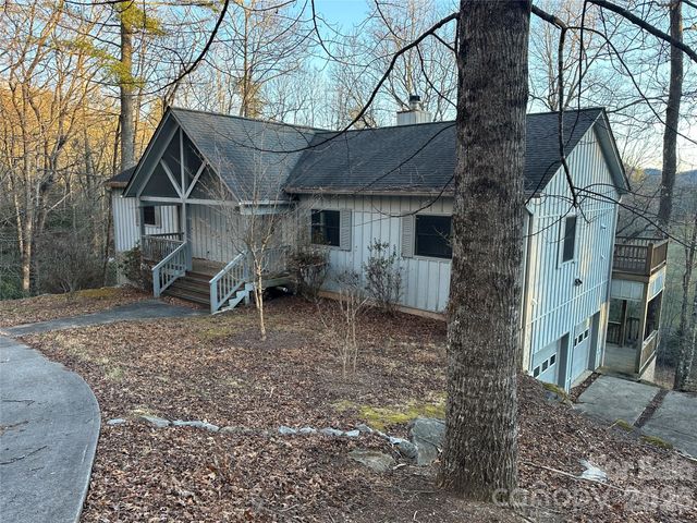 94 Blackberry Trail, Sapphire, NC 28774