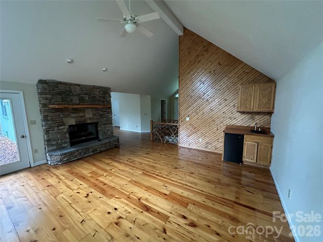 94 Blackberry Trail, Sapphire, NC 28774