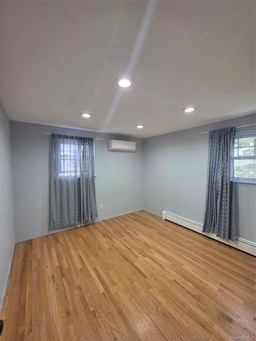 7 Bradshaw Drive, Ossining, NY 10562