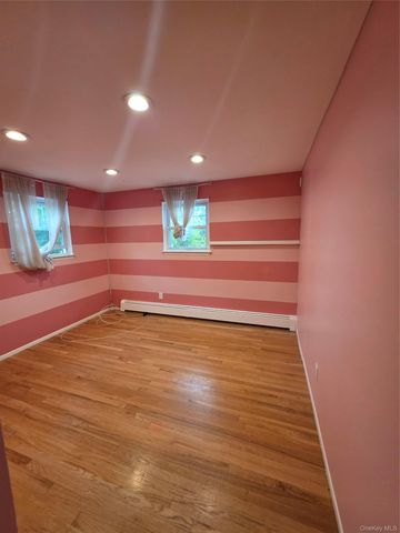7 Bradshaw Drive, Ossining, NY 10562