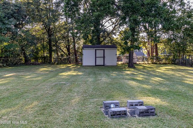 1007 S Andrews Avenue, Goldsboro, NC 27531