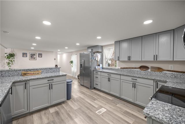 1127 SW 140th Avenue, Ocala, FL 34481