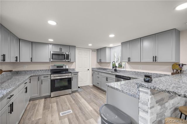 1127 SW 140th Avenue, Ocala, FL 34481