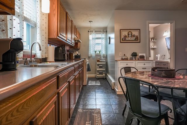 529 Stafford Rd, Fall River, MA 02721